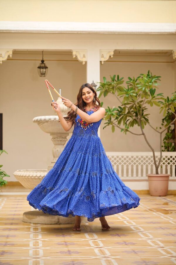 Dress Funky - Image 5