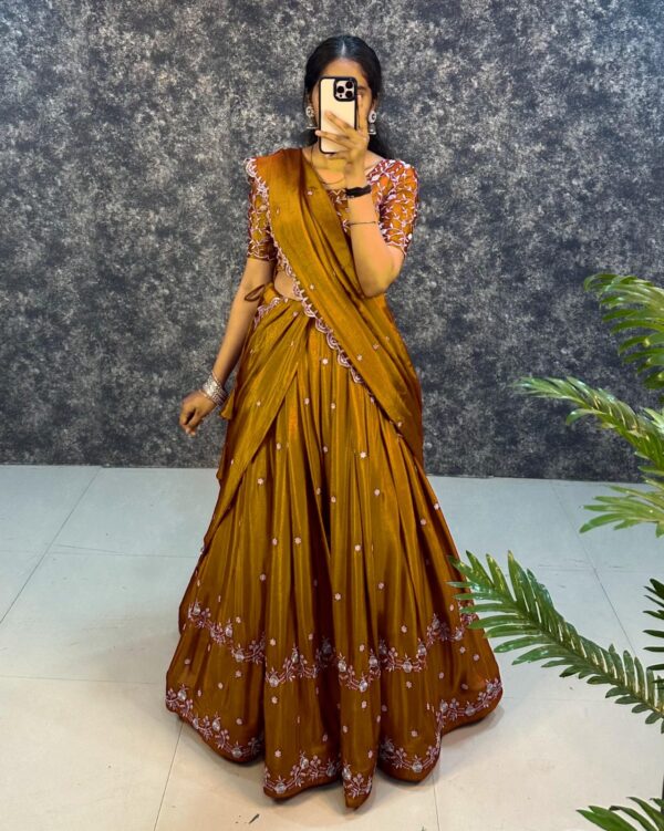 Gujrati Lehengas - Image 50