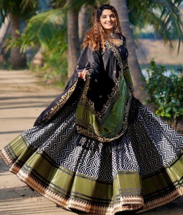 Gujrati Lehengas - Image 91