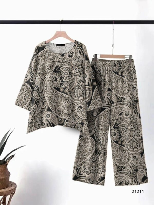Dress Funky - Image 17