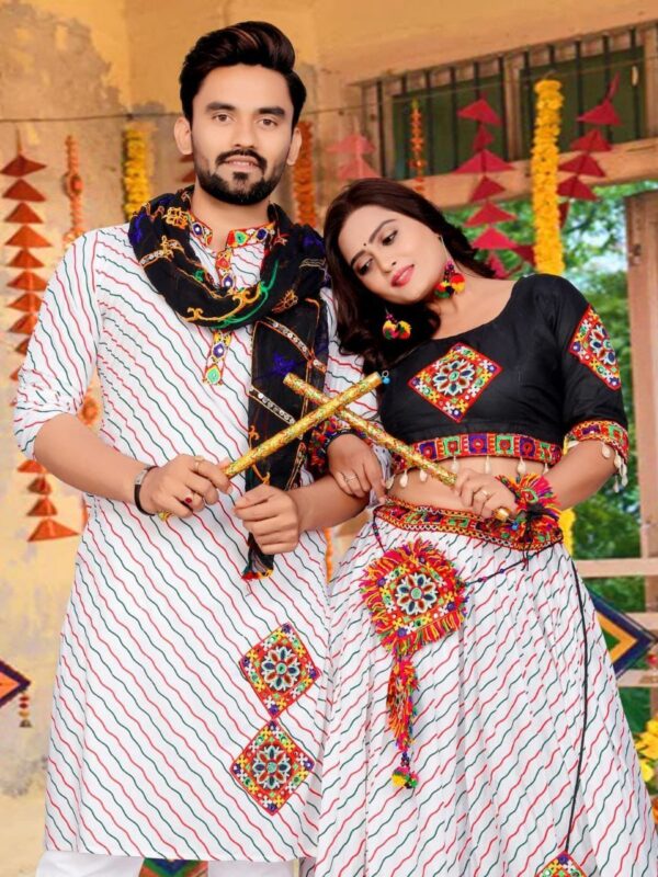 Couple Navratri/Garba set - Image 9