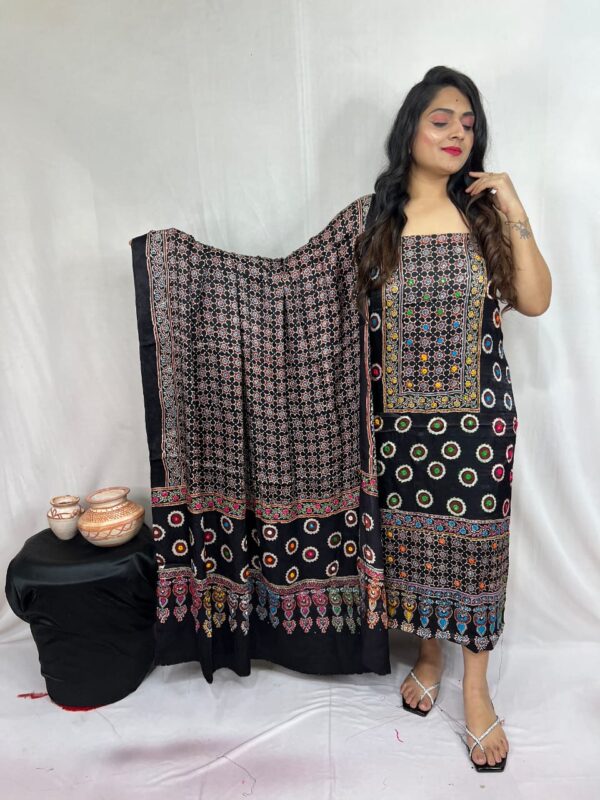 Pure modal silk suit material - Image 11