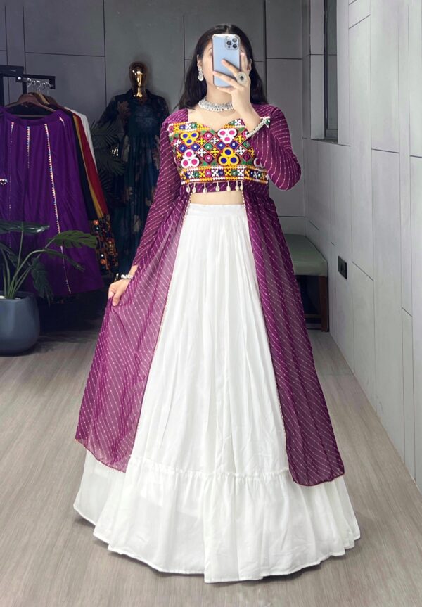 Gujrati Lehengas - Image 25