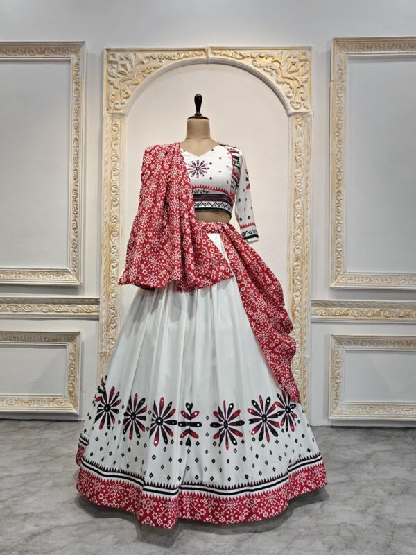 Gujrati Lehengas - Image 30