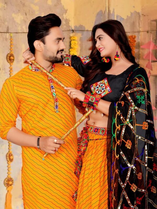 Couple Navratri/Garba set - Image 10