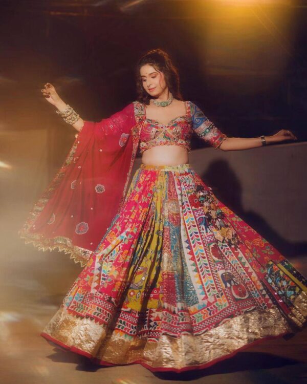 Gujrati Lehengas - Image 112