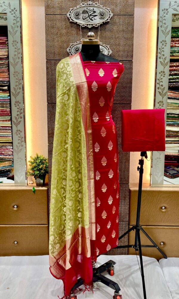 Exclusive Banarasi Unstitched Salwar Suits Dupatta - Image 2