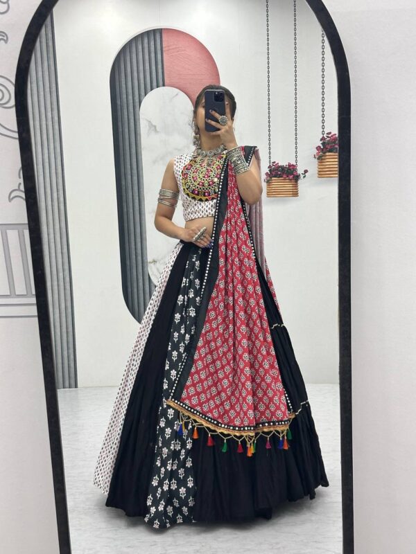 Gujrati Lehengas - Image 118