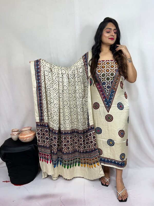 Pure modal silk suit material - Image 8