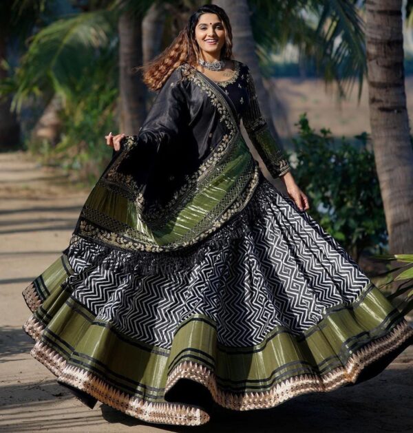 Gujrati Lehengas - Image 149